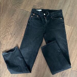 Zara Women's Black Straight Leg Jeans